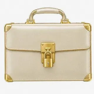 Locked leather briefcase — GQbet